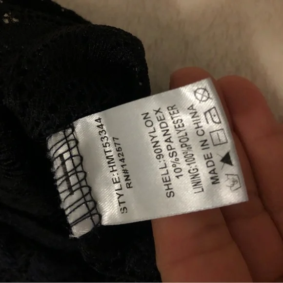 Haute Monde Lace Bodysuit - Picture 7 of 8